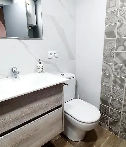 La Pedrera Font Nova Apartment